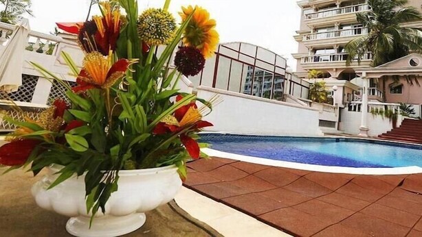Pool - Ngaliema Resort Club (Abidjan)