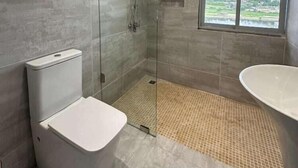 Bathroom - Ngaliema Resort Club (Abidjan)