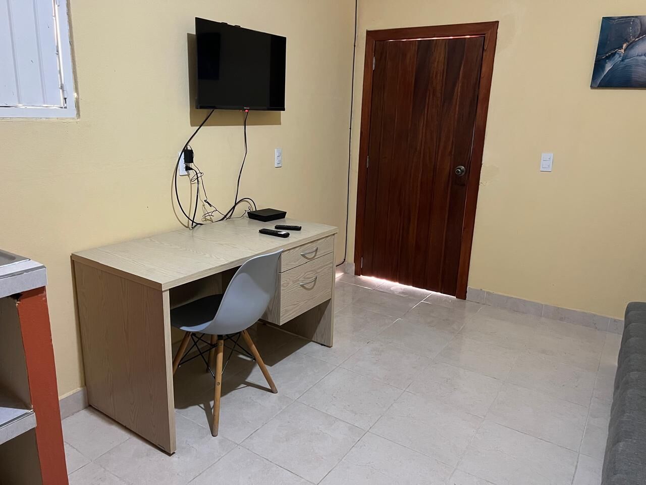 Standard Room | Living area