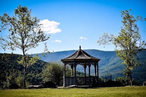 Hanah mountain resort and country club