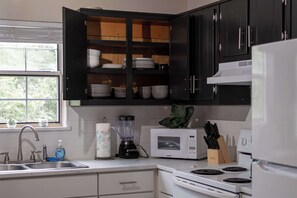 Microwave, oven, stovetop, dishwasher