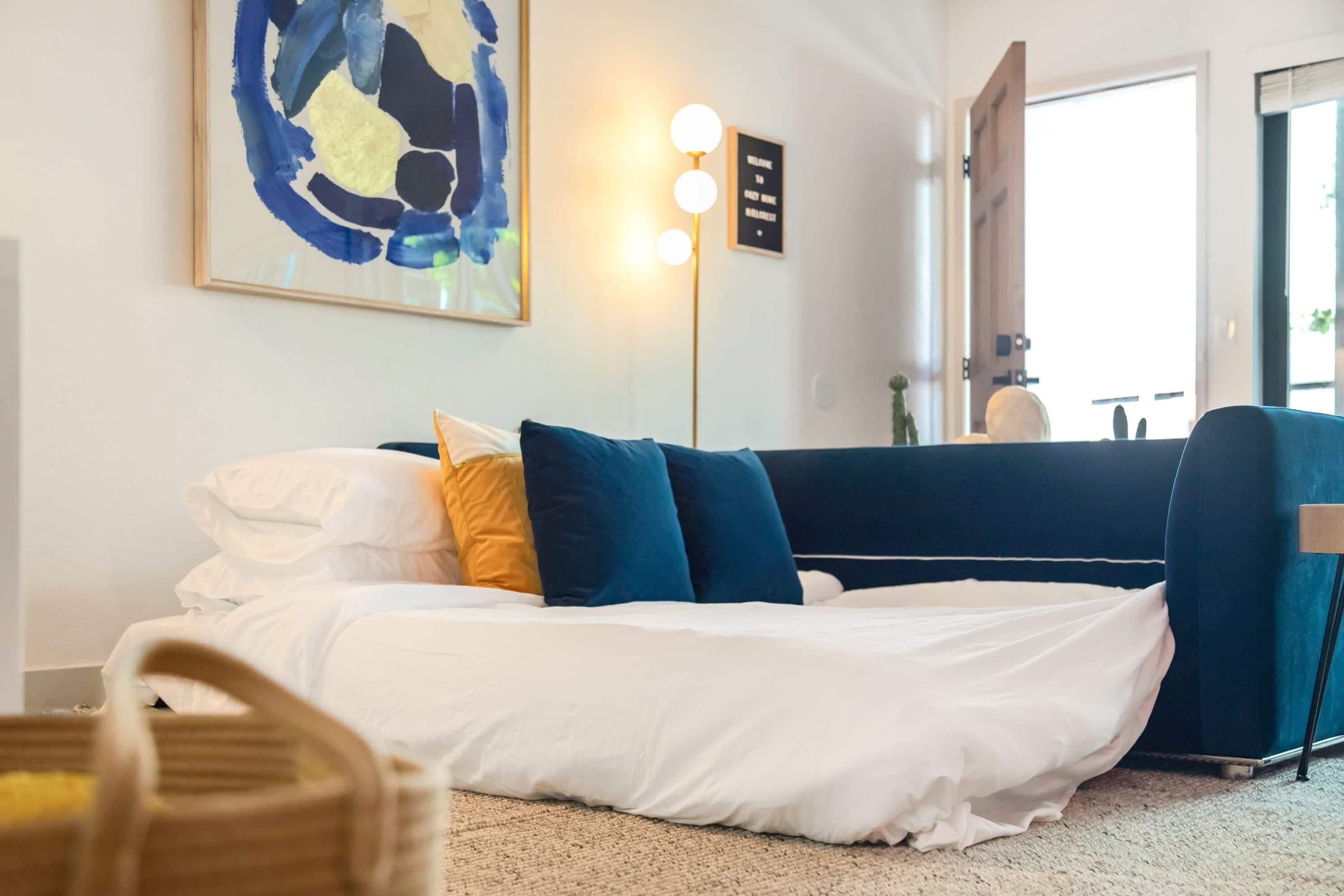 2 bedrooms, desk, iron/ironing board, travel crib