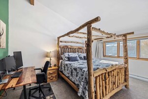 3 habitaciones, decoración personalizada y muebles diferentes 