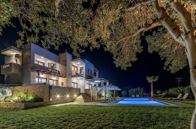 Villa Zoe - With 72m² Pool