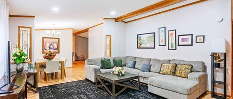 TV, fireplace, offices