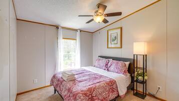 4 chambres, fer et planche Ă repasser, Wi-Fi, draps fournis