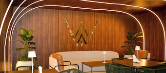 Wai Serrano Hotel