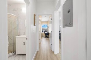 Douche, séchoir à cheveux