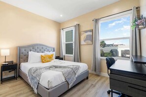 2 chambres, fer et planche à repasser, Wi-Fi, literie fournie