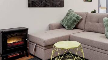 TV, fireplace, offices