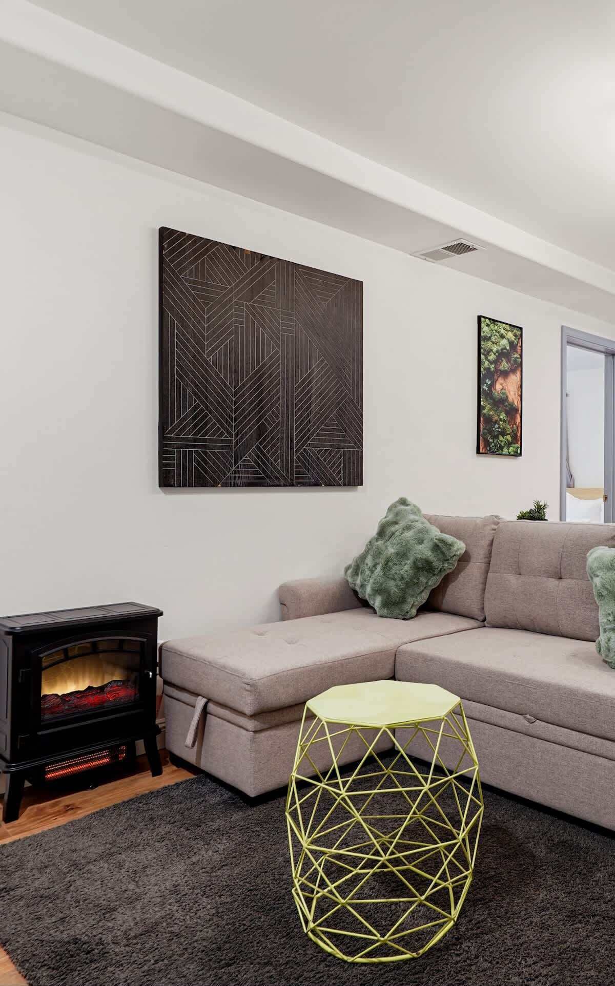 TV, fireplace, offices