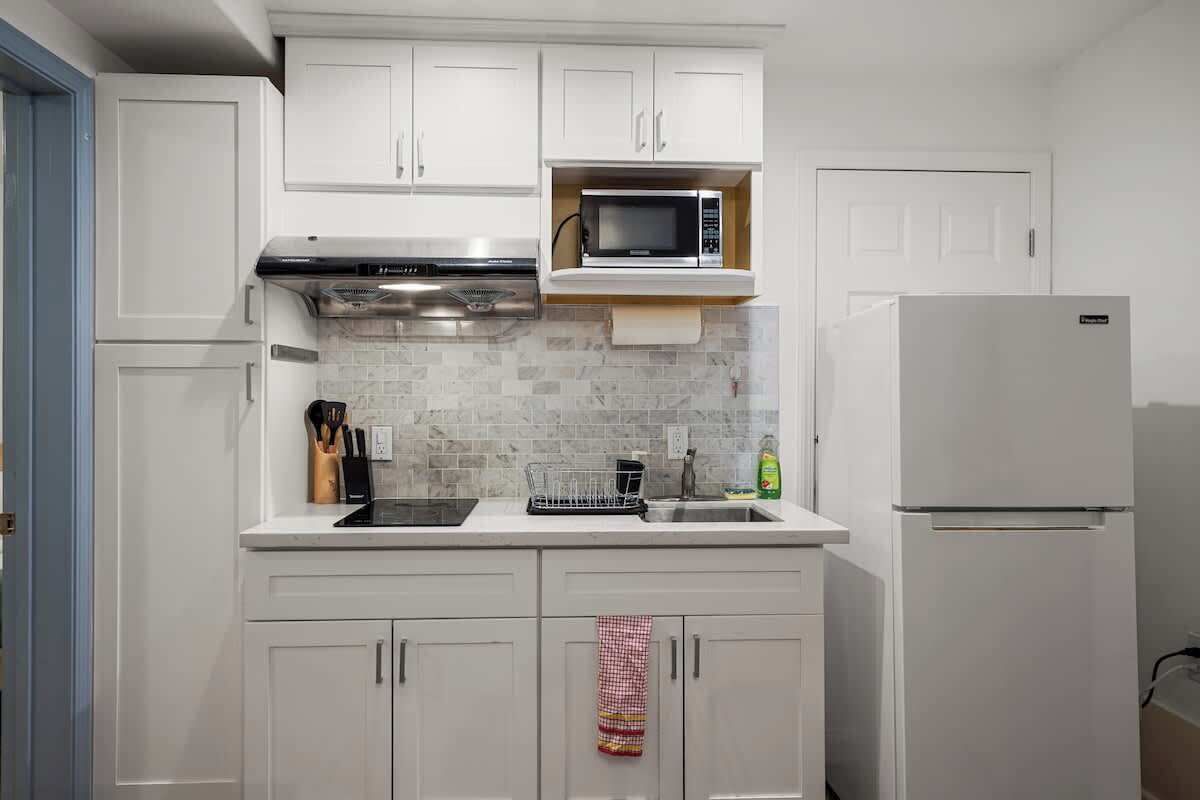 Fridge, microwave, coffee/tea maker