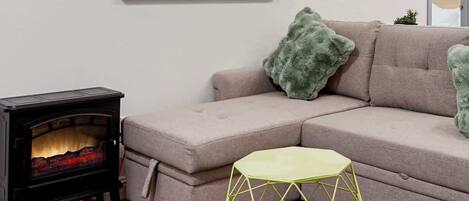 Een televisie en een kantoor