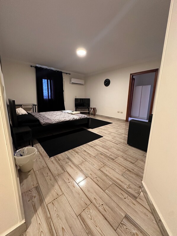 6 Schlafzimmer, WLAN