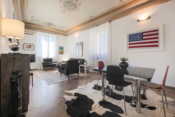 Dining - Apartments Florence - Ricasoli view (Firenze)