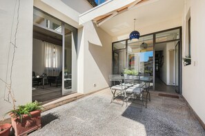 Outdoor dining - Apartments Florence - Ricasoli view (Firenze)