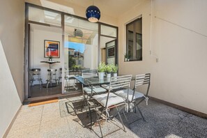 Outdoor dining - Apartments Florence - Ricasoli view (Firenze)