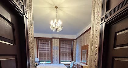 Spacious 3-bedroom apartment with WiFi, AC in charming Ripley