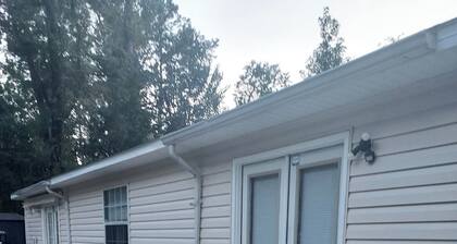 Relaxing Retreat House on Chateau Lane 2 Bed/2 Bath near FSU and FL Capital