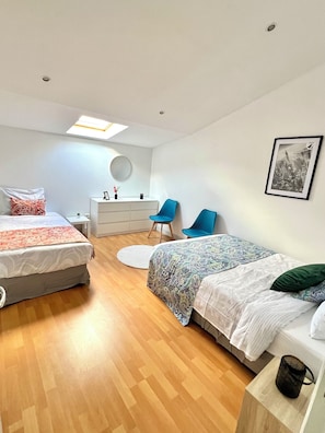 8 bedrooms, iron/ironing board, free WiFi, bed sheets