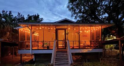 Welcome to Rainbow at Folly House â Your Beachside Retreat Near Charleston!