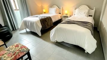 2 habitaciones, tabla de planchar con plancha y wifi gratis