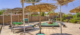 House in a traditional riad with swimming pool in 21 ha of greenery