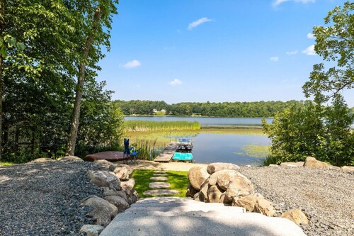 Maple Lake Hideaway!