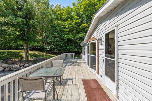 Maple Lake Hideaway!