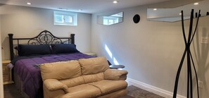 1 chambre, bureau, fer et planche à repasser, Wi-Fi gratuit