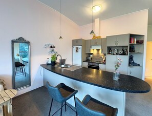 Fridge, microwave, oven, stovetop