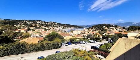 الإطلالة من المنشأة