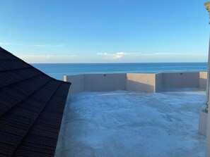 Property grounds - 4-Single bedrooms in Montego Bay With Marvelous Sunset and Ocean view. (montego bay)