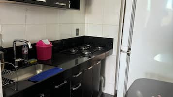 Mikroaaltouuni, liesi