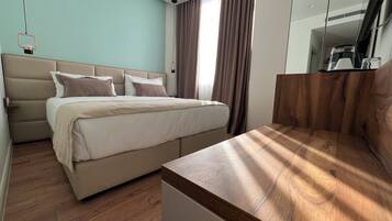 Chambre Deluxe Double ou avec lits jumeaux, animaux de compagnie interdits, vue ville