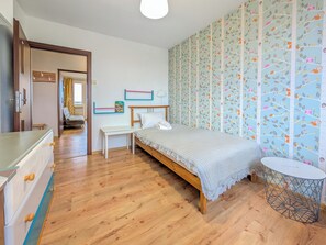 2 chambres, fer et planche à repasser, Wi-Fi, literie fournie