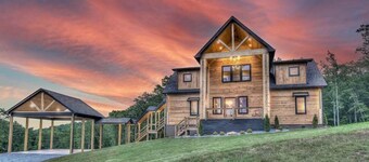 From Salt Life to Mountain Life - Mountain Views | Pet Friendly | Hot Tub | Game Room