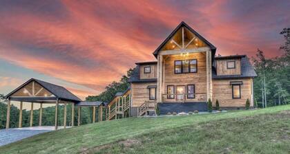 From Salt Life to Mountain Life - Mountain Views | Pet Friendly | Hot Tub | Game Room