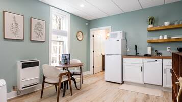 Fridge, coffee/tea maker, cookware/dishes/utensils