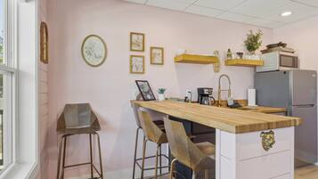Fridge, microwave, coffee/tea maker, toaster
