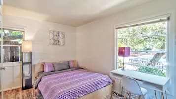 1 soverom, skrivebord, wi-fi og sengetøy