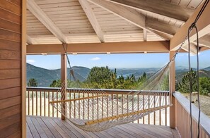Property grounds - Cozy Getaway Ranch House and Estate by Yosemite (Jamestown)