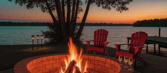 Whispering Water's Retreat • Hot Tub • Kayak • BBQ