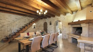 Dining - Villa Maria Tereza (Istria - Žminj) (Žminj)