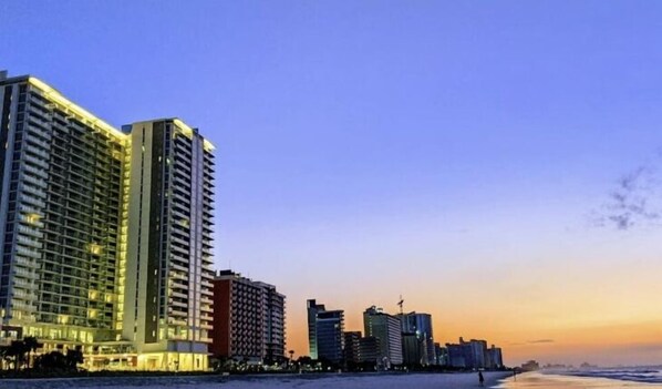 Strand