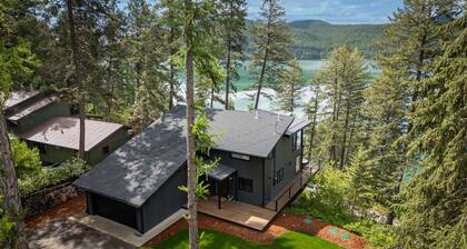 NEW remodel w/ wood burning fireplace, wraparound deck & lake views