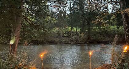 Creek-Front Getaway at Dale Hollow Lake