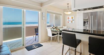 NEW CS 212 - 2bd Ocean Views, Walk Everywhere - You, me, and the Sea!