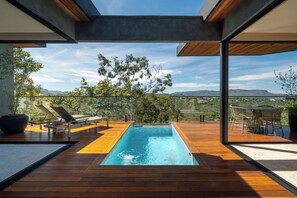 Εξωτερική πισίνα