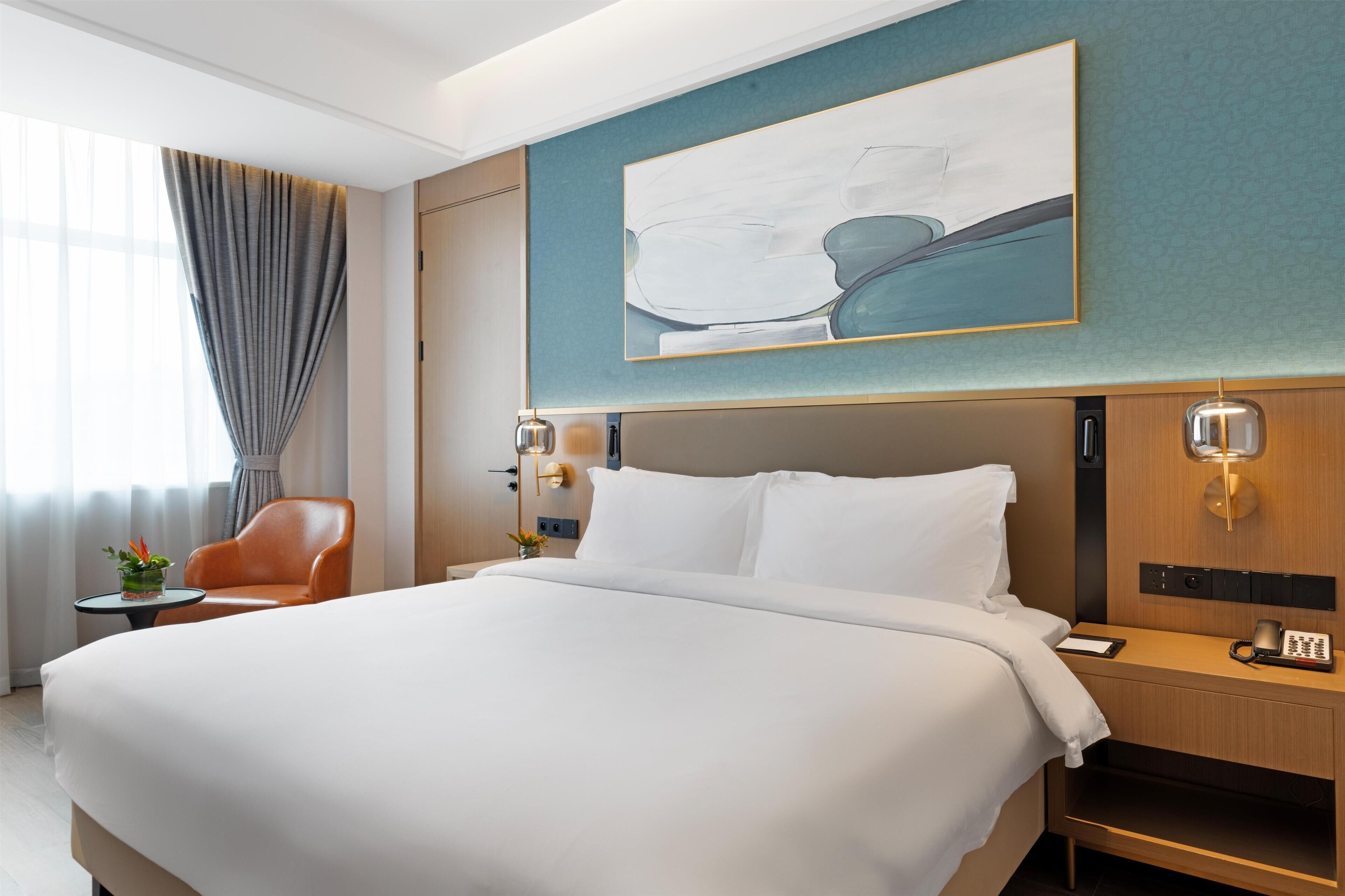 Caja de seguridad en la habitación y escritorio 